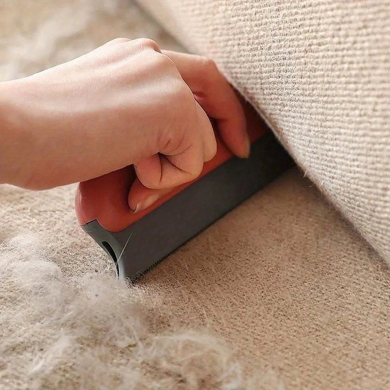 Reusable Pet Hair Remover – Removes Fur in Seconds
